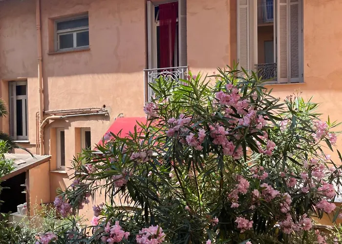 Апартаменти Le Bennett, T2 A 200 Metres Des Plages *