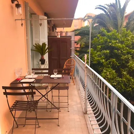 Le Bennett, T2 A 200 Metres Des Plages