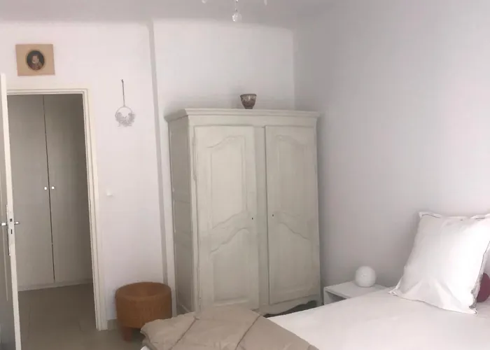 Le Bennett, T2 A 200 Metres Des Plages